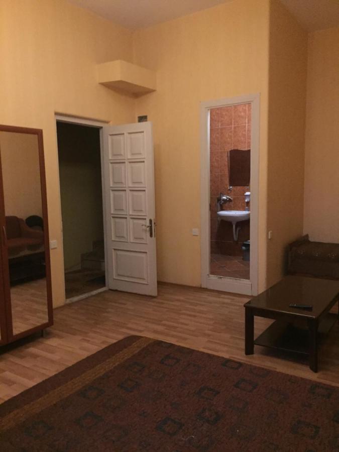 Piano Hotel Tbiliszi Kültér fotó