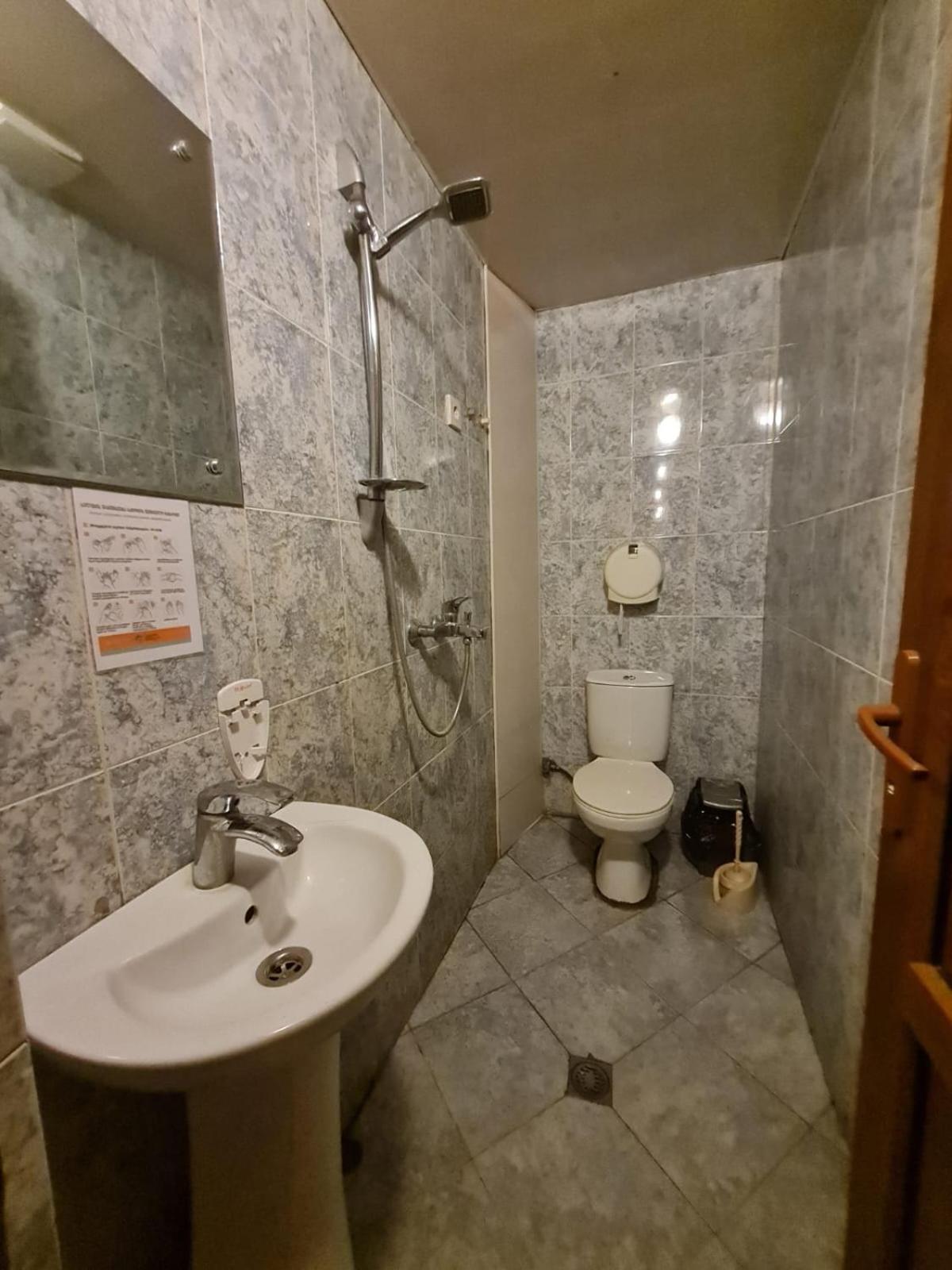 Piano Hotel Tbiliszi Kültér fotó