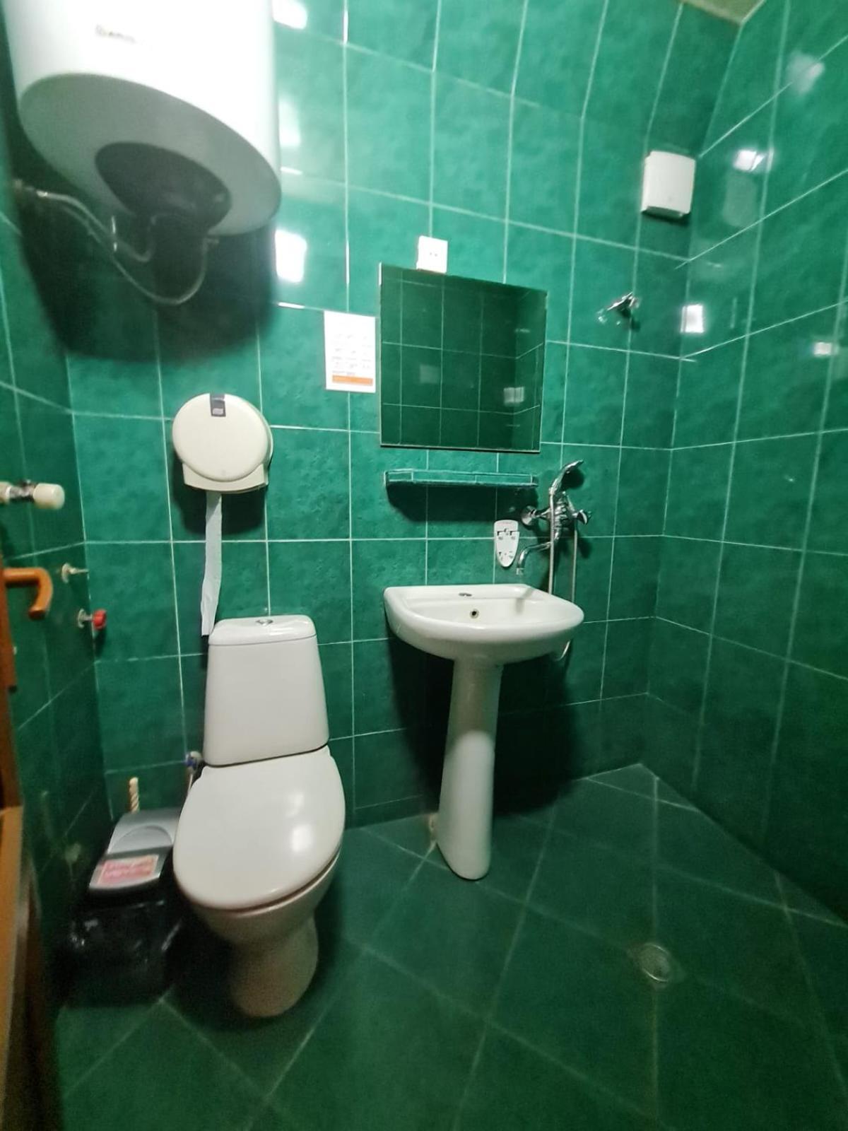 Piano Hotel Tbiliszi Kültér fotó