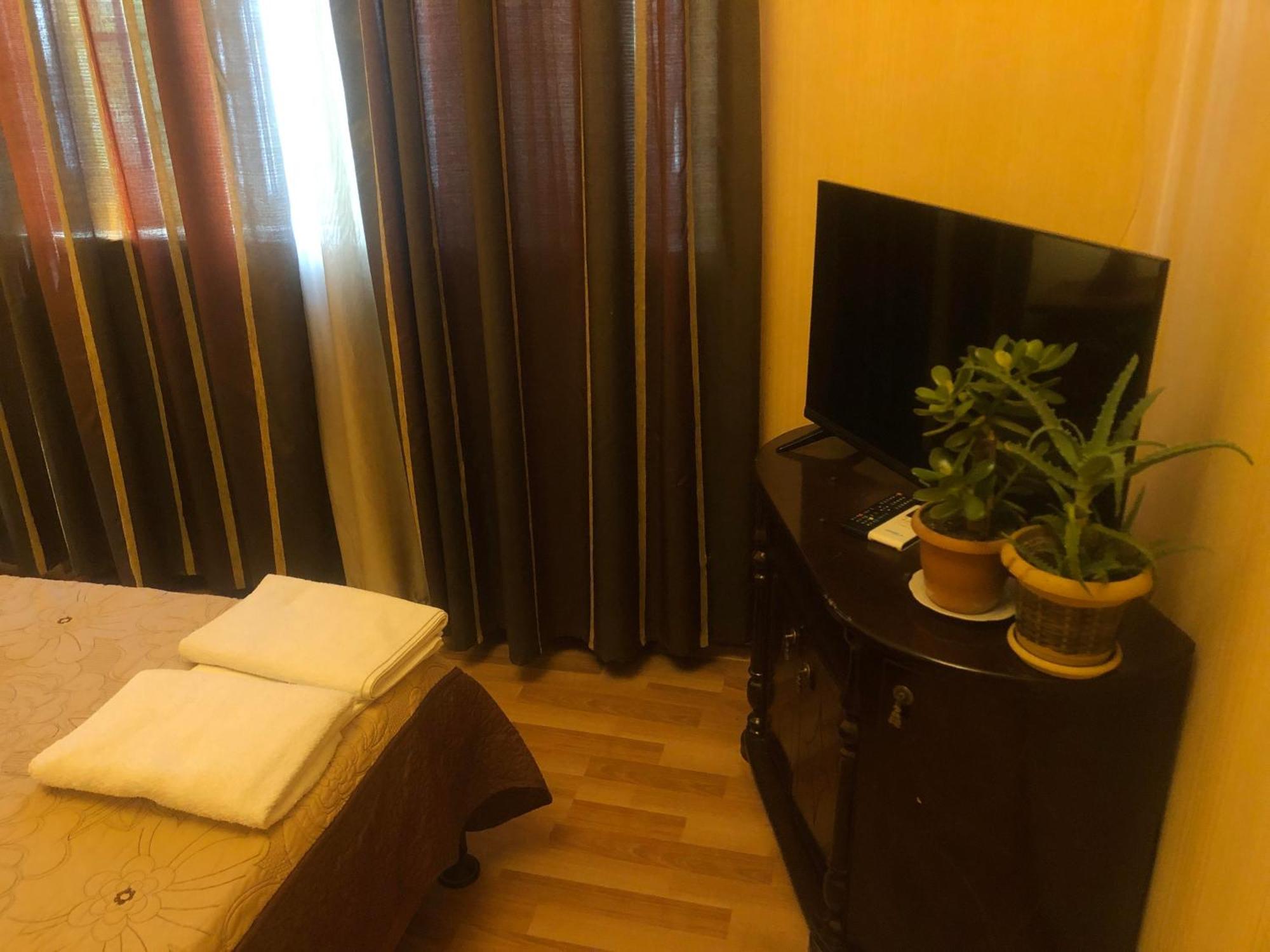 Piano Hotel Tbiliszi Kültér fotó